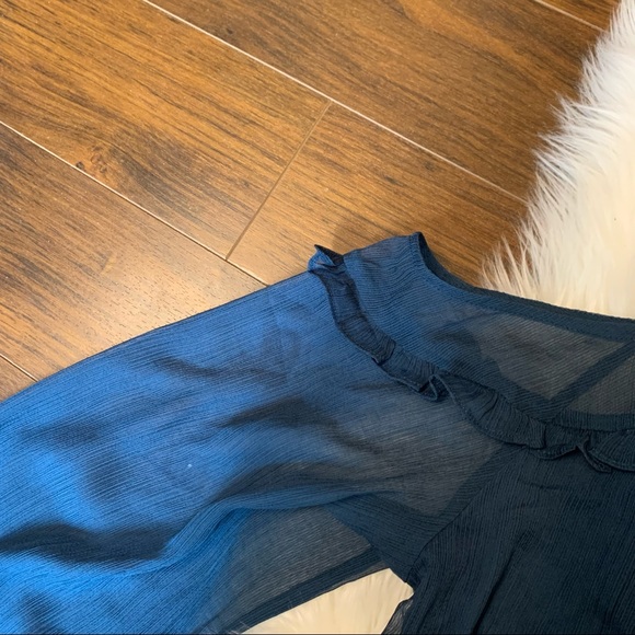 NWT TORRID | Chiffon Cold Shoulder Neck Tie Blouse Shirt Top Plus Size 2X - Picture 6 of 11